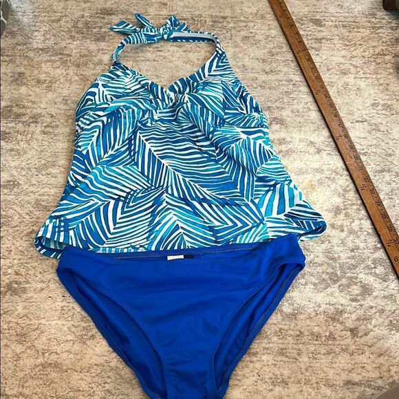 Chaps size 10 two piece bathing suit halter tankini - Picture 2 of 11